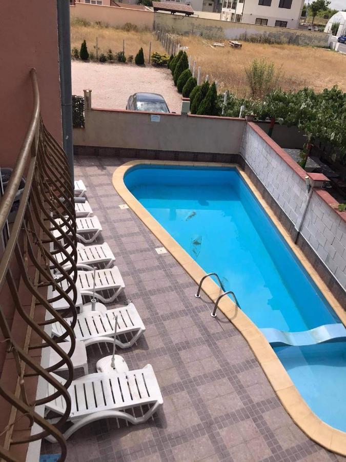 Hotel Aldemar Italia Rawda Exterior foto